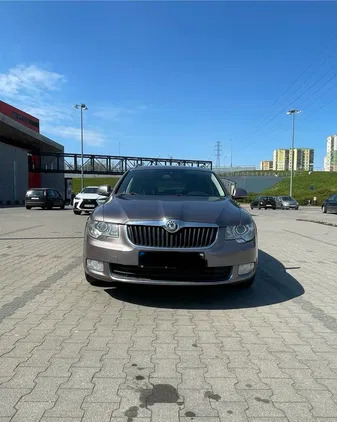 skoda superb Skoda Superb cena 32000 przebieg: 314000, rok produkcji 2010 z Gdańsk